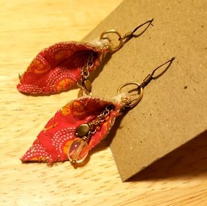 NWOT Handmade leather leaf earrings